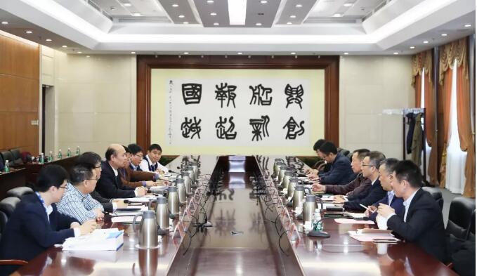 冯永强会见上海电气集团副总裁吕亚臣、陈干锦一行 